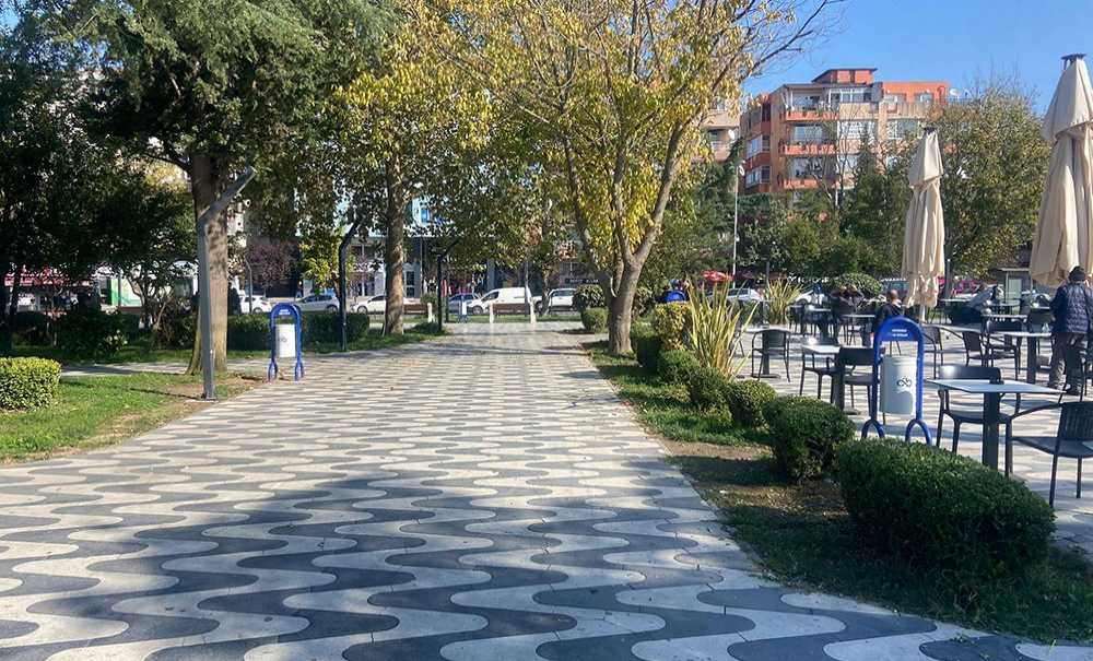 Belediye Ekipleri Parkı Dip Bucak Temizledi