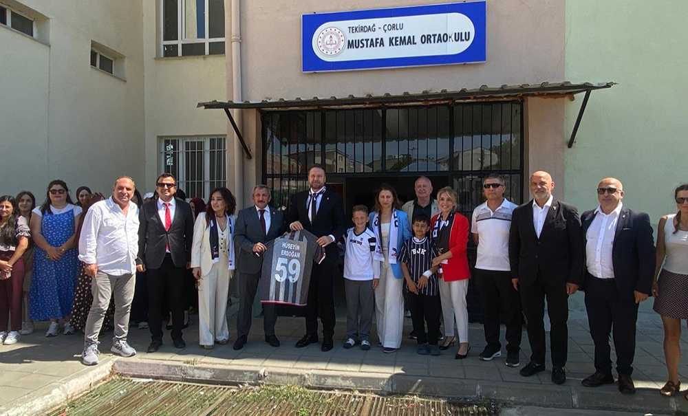 Beşiktaş Kulübü Çocukların Yüzünü Güldürdü