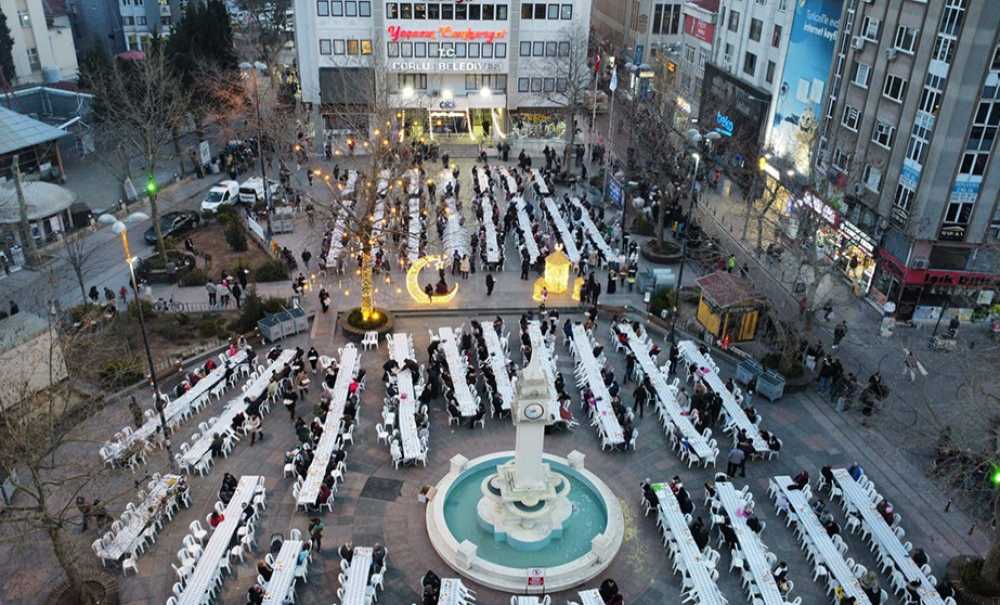 Binlerce Çorlulu Gönül Sofrasında Buluştu