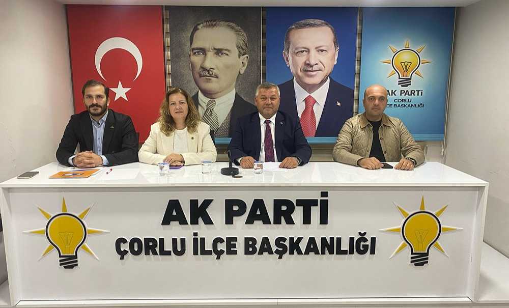 ‘Biz Hizmet Siyasetine Odaklayız“