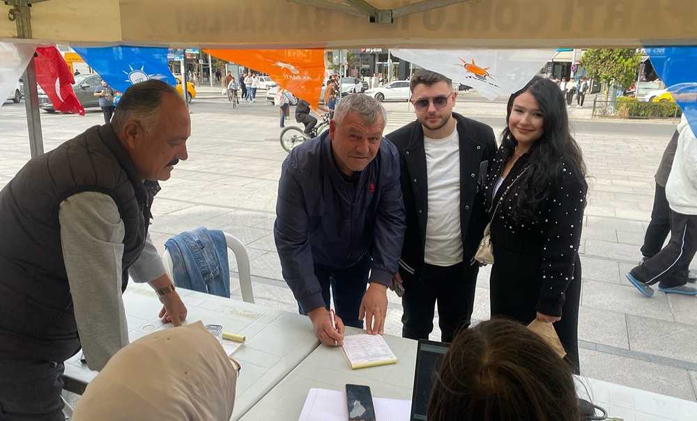 ‘Biz Hizmet Siyasetine Odaklayız“