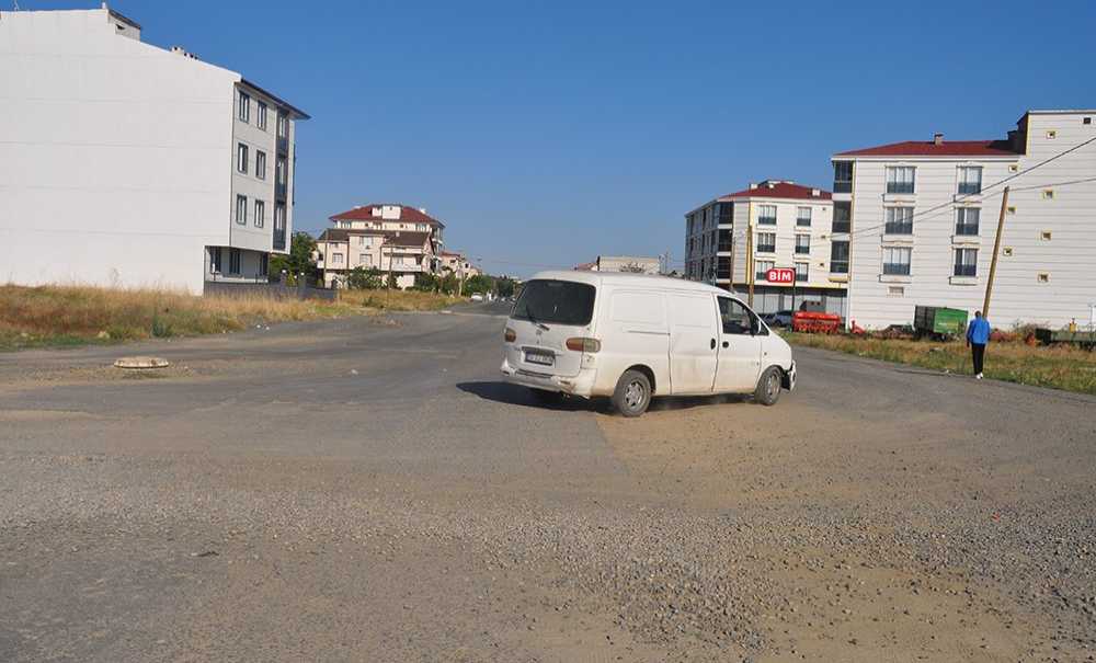 Bozuk Yollar Sürücüleri Canından Bezdiriyor