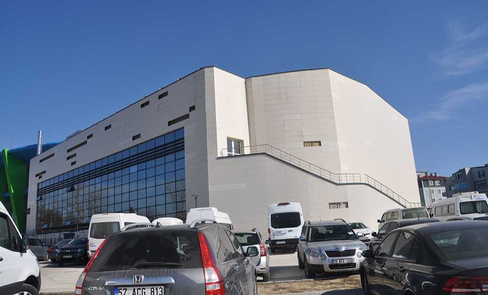 Bu Görüntüler Spor Salonuna Yakışmıyor