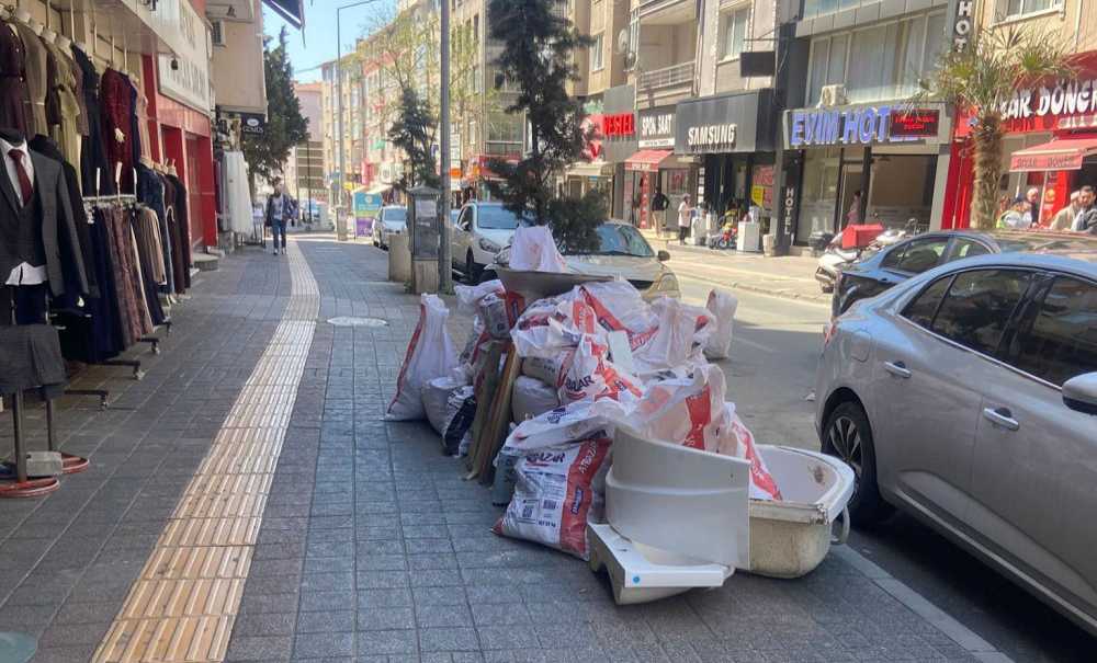 Bu Görüntüler Yaygınlaşıyor, Belediye Seyrediyor