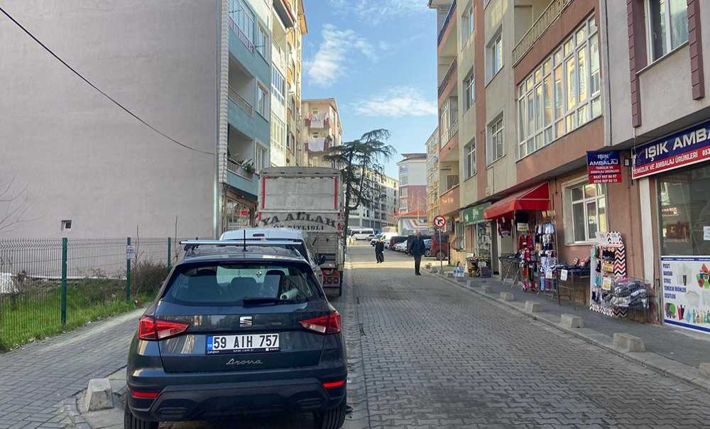 Bu Mahallerde Park Yeri Bulmak Mucize!