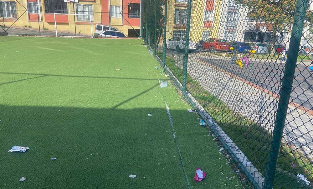 Bu Park Hiç Temizlenmiyor Mu?