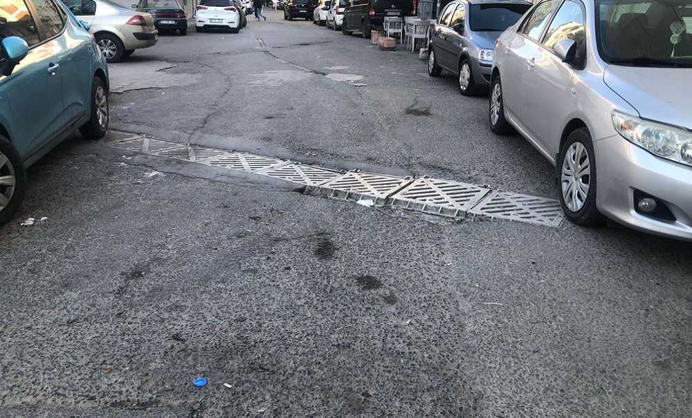 Bu Sokakta Lastiklere Dikkat!