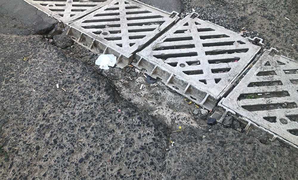 Bu Sokakta Lastiklere Dikkat!