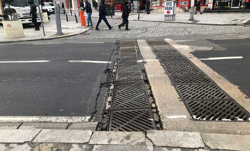 Büyükşehir Belediyesi Ana Caddeye İlgisiz!