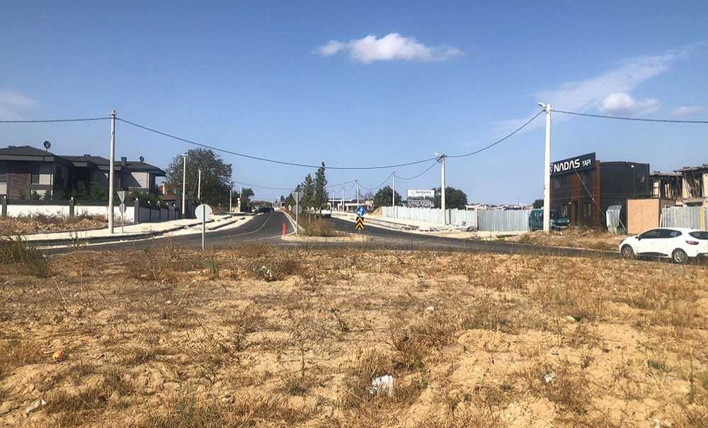 Büyükşehir Yol Çalışmalarını Sürdürüyor