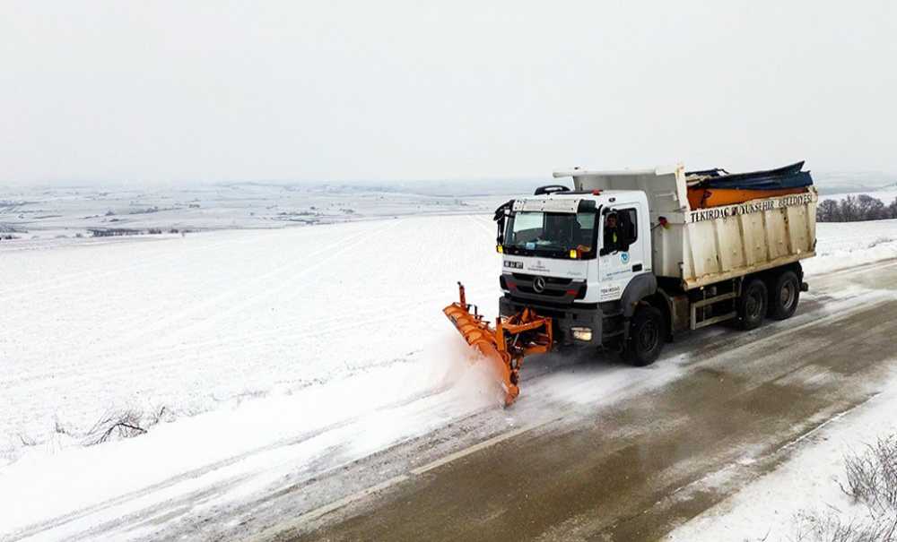 Büyükşehir'den Kar Mesaisi