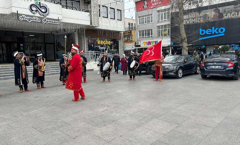 Çanakkale Zaferi̇ Mehter Marşlariyla Kutlandi