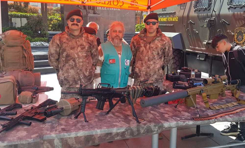 Cansuyu Polis Haftasını Kutladı