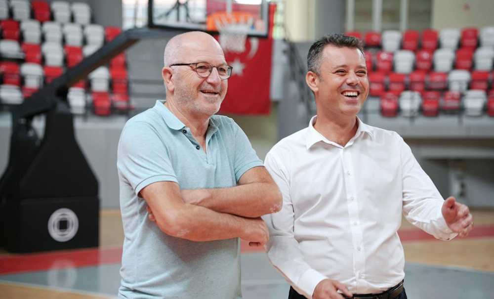 Çbsk Basketbol Takımı Lige Hazır