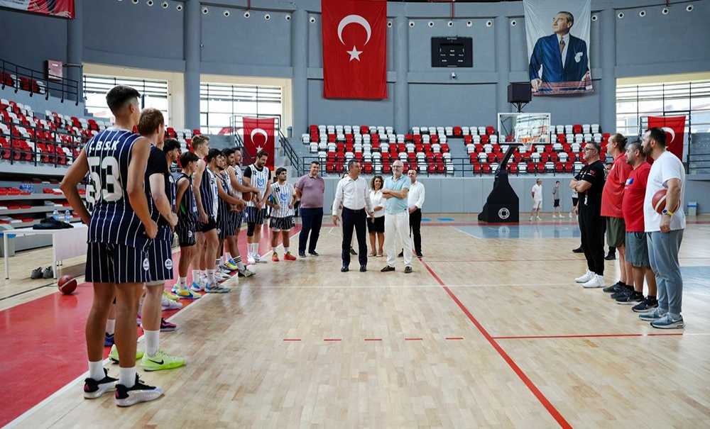 Çbsk Basketbol Takımı Lige Hazır