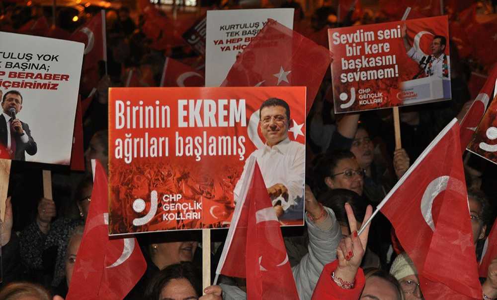 Ceketi Çıkarıp, Kolları Sıvadı