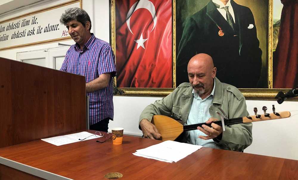 Cem Evinde Anneler Günü Kutlandı