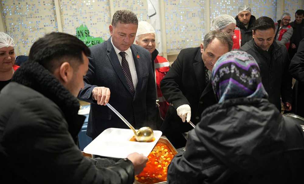 Chp İftar Programı Düzenledi