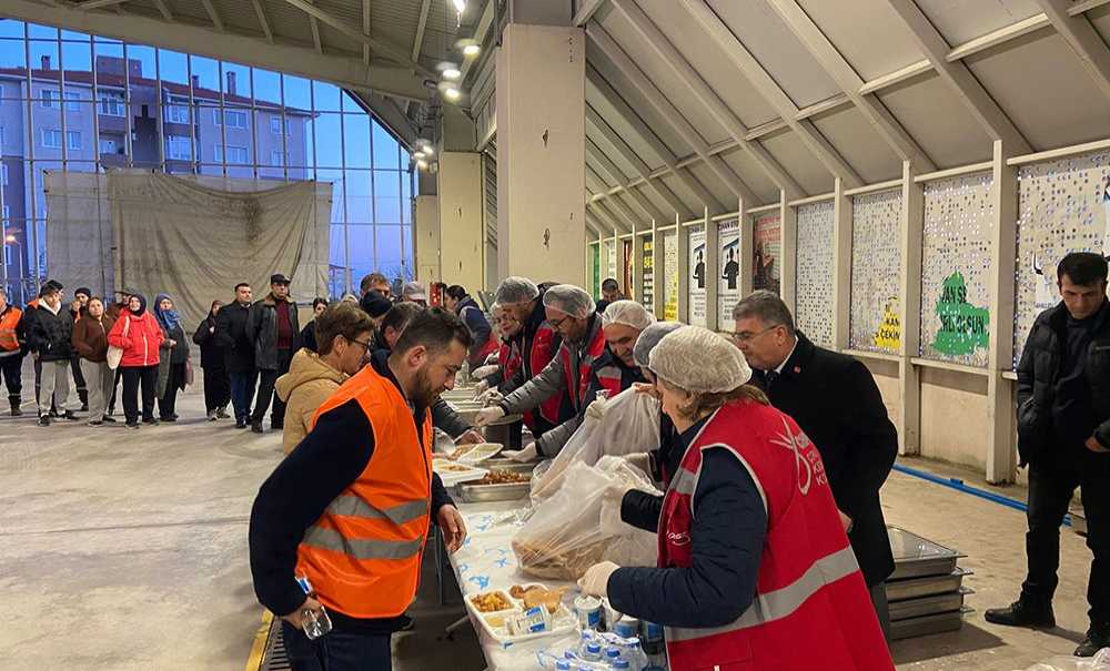 Chp İftar Programı Düzenledi