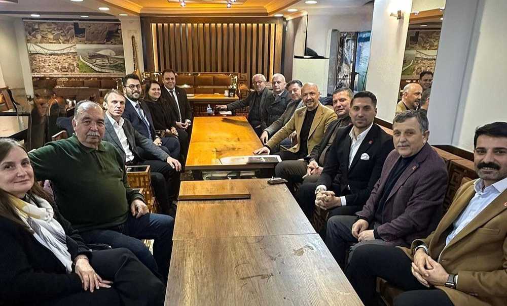 Chp İlçe Başkanları Toplantısı Yaptı