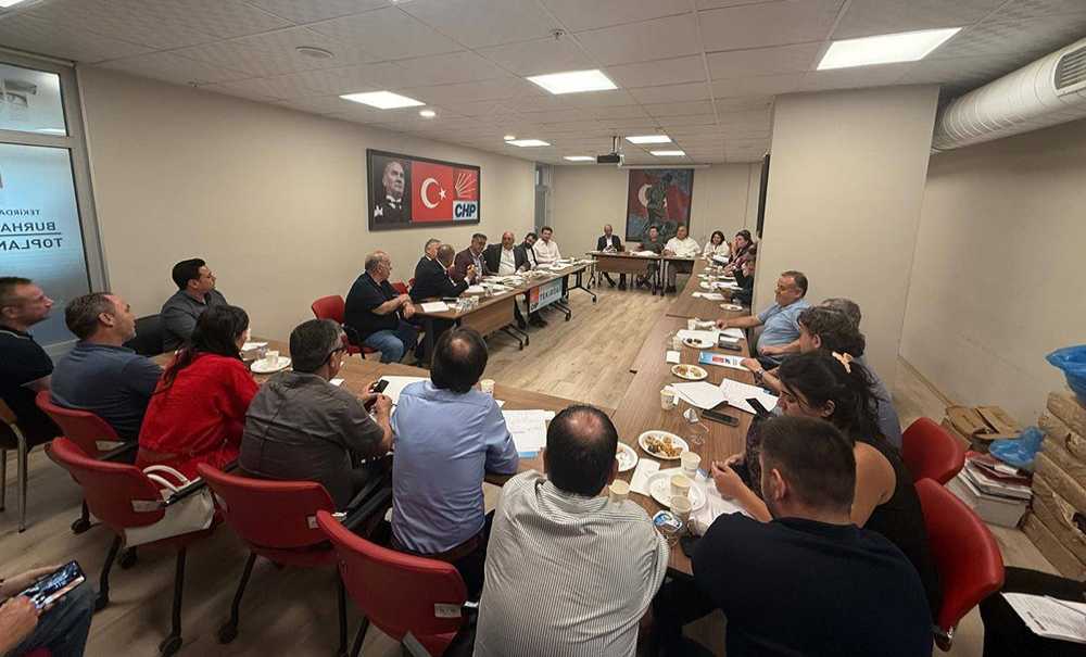 Chp Pazar Günü Yapılacak Mitinge Hazırlanıyor