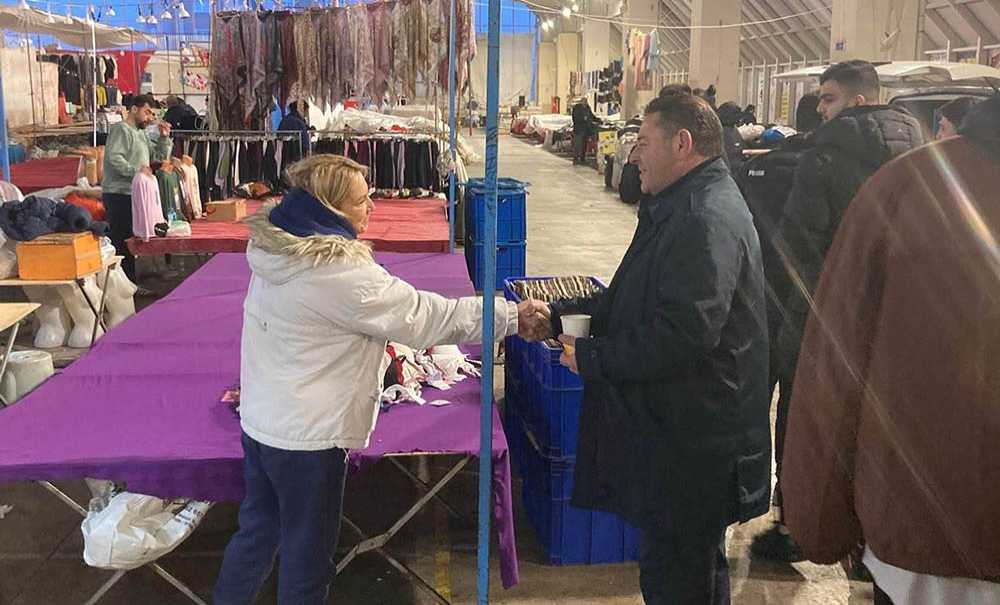 Chp Pazarcı Esnafını Ziyaret Etti