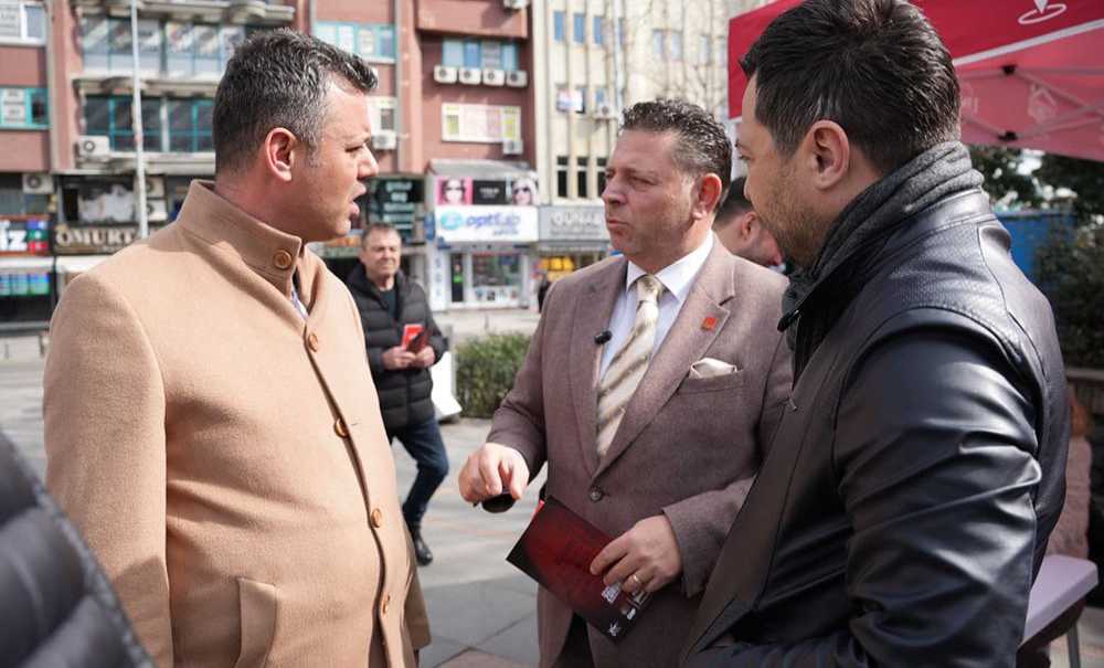 Chp Üye Standı Açtı