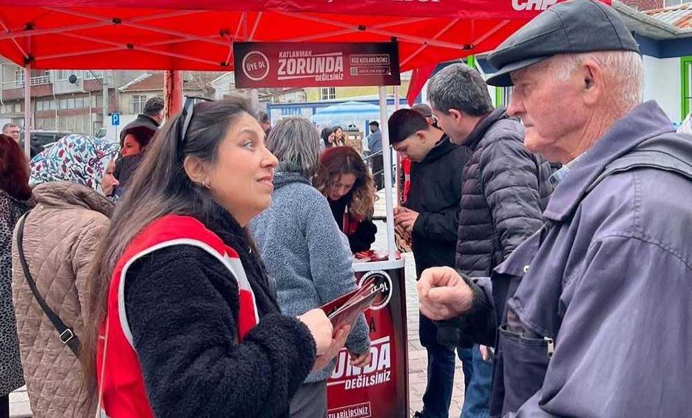 Chp Üyelik Standı Açtı