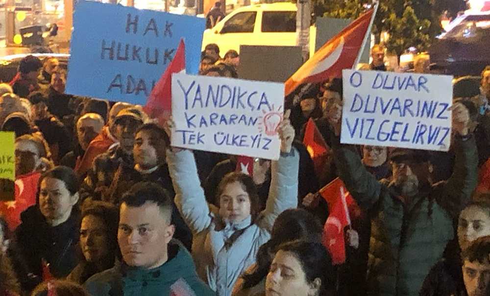 Chp Yine Atatürk Meydanı'nda