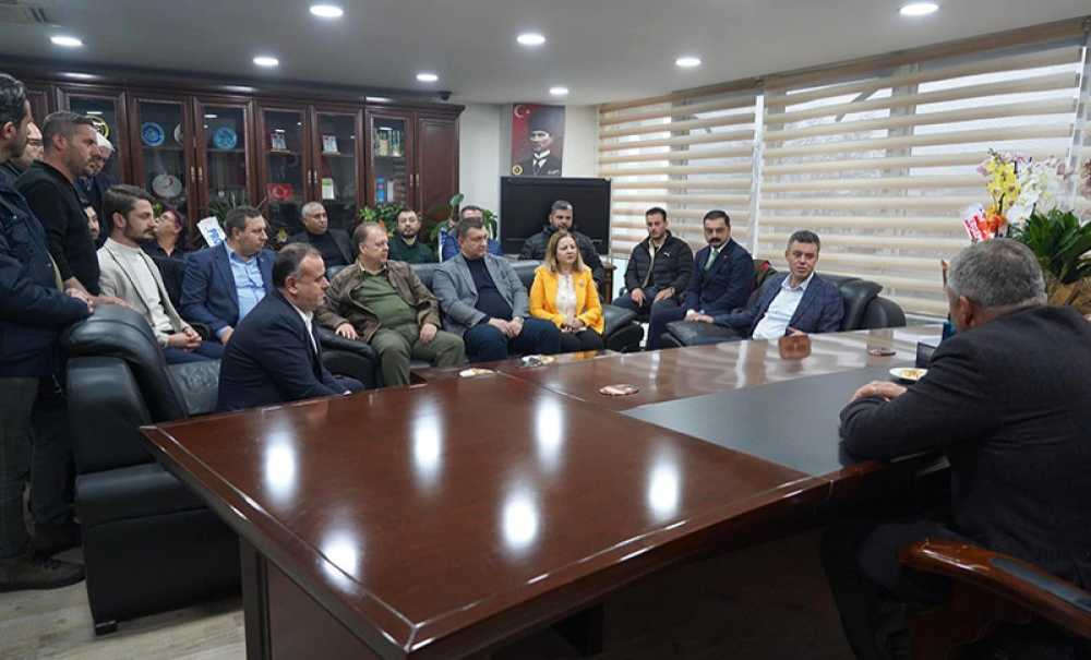 Chp'den Ak Parti'ye Ziyaret