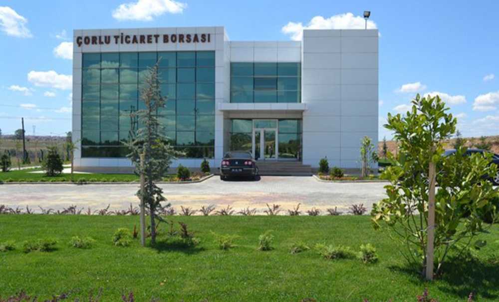 Çiftçiler Bahar Yağmurlarını Hasretle Bekliyor