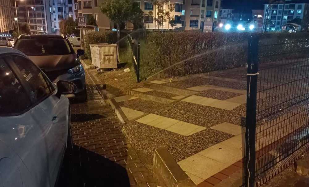 Çimlerden Çok Taşlar Sulanıyor