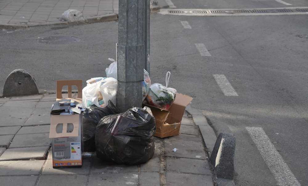 Çöpler Çöp Kutusuna Atılır