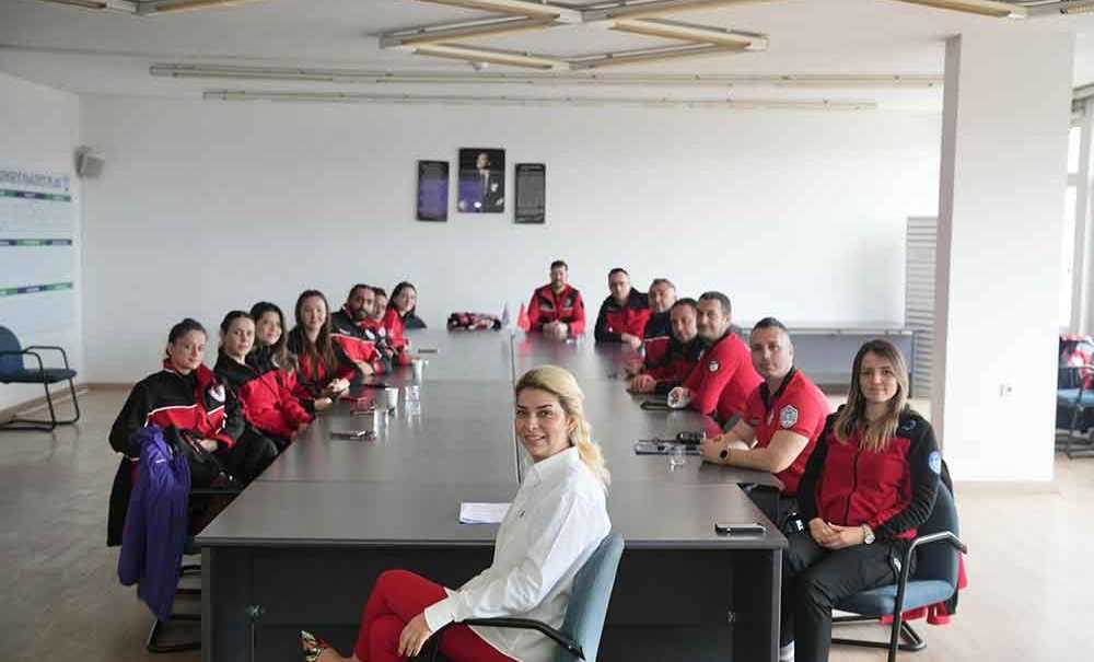 Çorlu Ake, Psikoloji Ve Kriz İletişimi Eğitimi Aldı