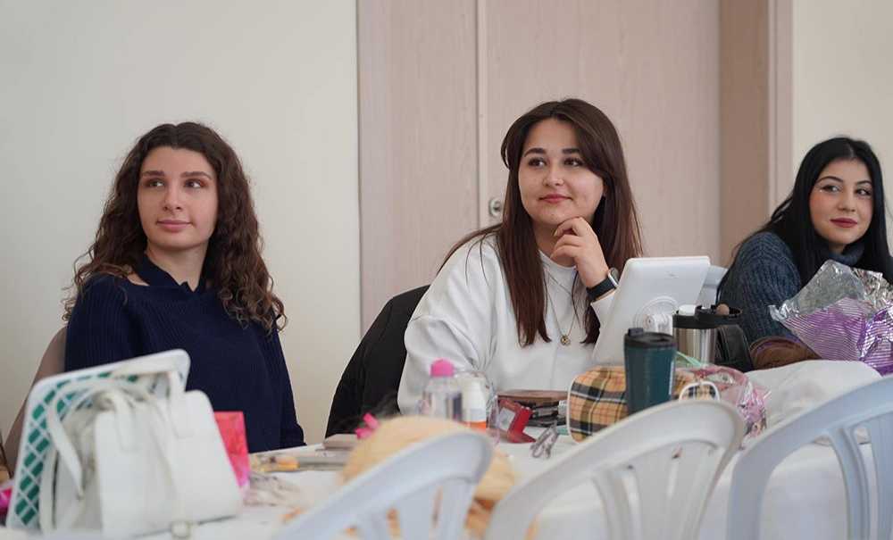 Çorlu Belediyesi Kadınlara Mesleki Eğitim Desteği Veriyor