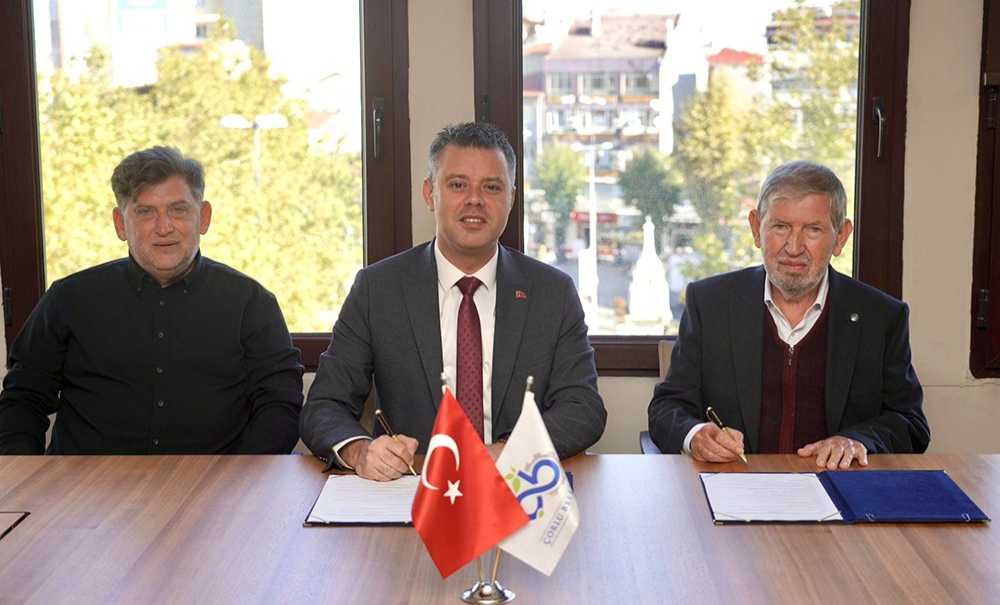 Çorlu Belediyesi Ve Lale Gıda'dan İş Birliği Protokolü