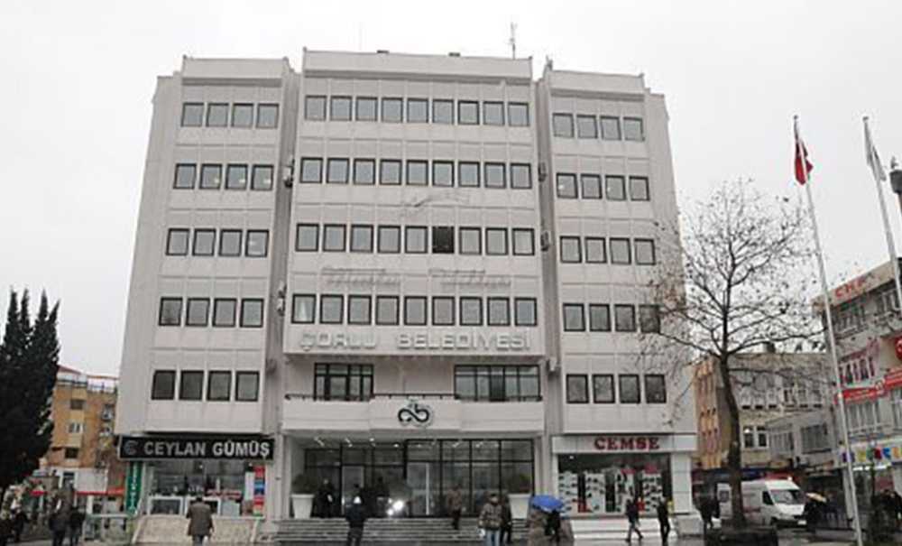 Çorlu Beledi̇yesi̇'nde Şi̇ddet İddi̇asi Gündemde