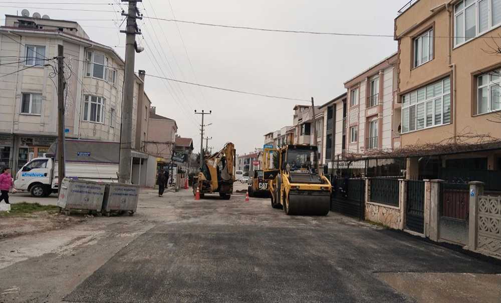 Çorlu Belediyesi'nden Hummalı Yol Çalışması