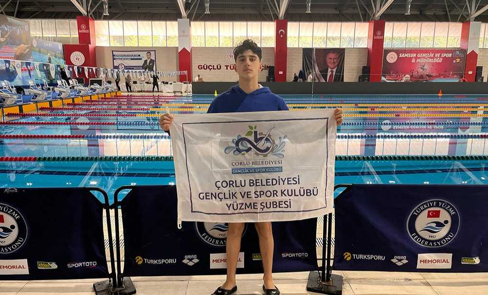 Çorlu Belediyesi'nden Millî Takıma İki İsim