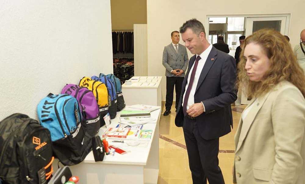 Çorlu Belediyesinden Öğrencilere Okul Desteği