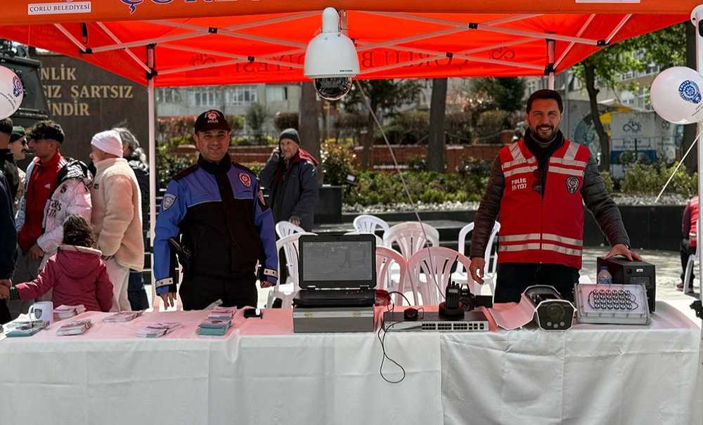 Çorlu Emniyeti Vatandaşlarla Buluştu