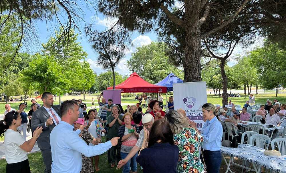 Çorlu Kent Konseyi'nden Anlamlı Babalar Günü Etkinliği