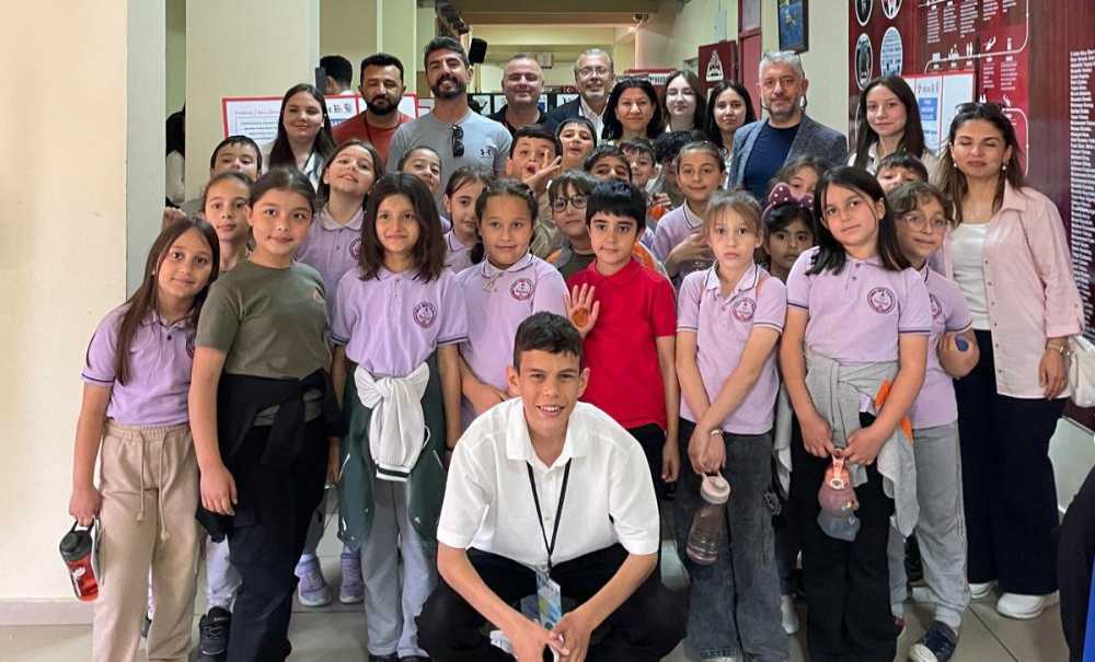 Çorlu Lisesi'nde Tübi̇tak Bilim Fuarı Düzenledi