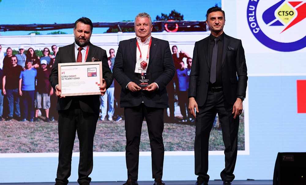 Çorlu Ticaret Ve Sanayi Odası'na Büyük Onur