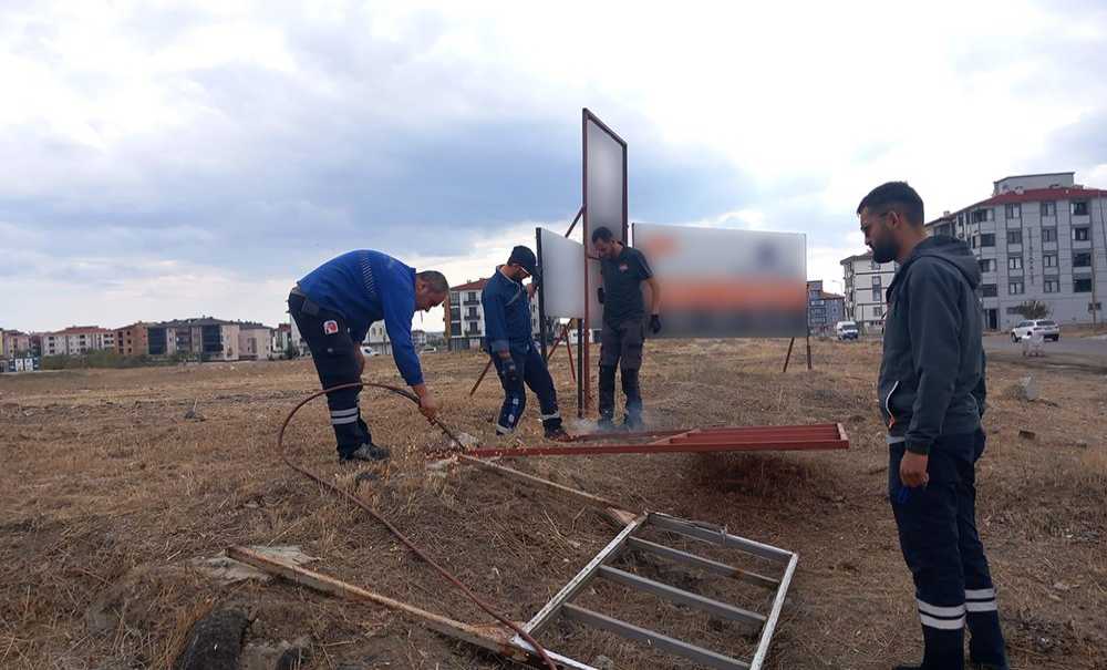 Çorlu'da Görüntü Kirliliğine Geçit Yok