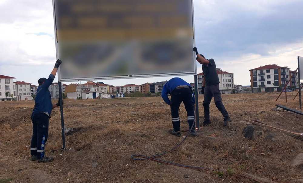 Çorlu'da Görüntü Kirliliğine Geçit Yok