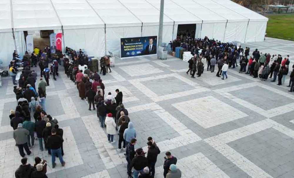 Çorlu'da İlk İftar Cumhuriyet Parkı'nda