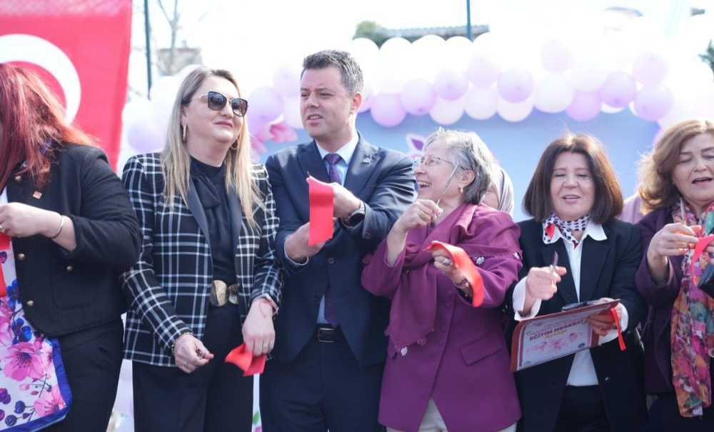 Çorlu'da Manolya Kadın Eğitim Merkezi Açıldı