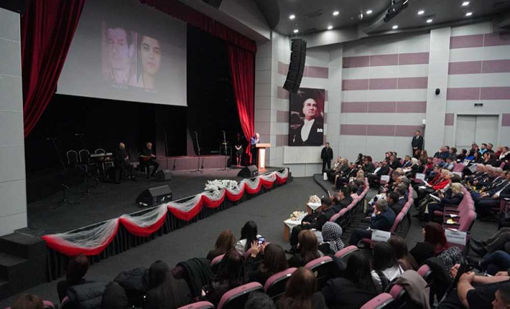 Çorlu'da Öğretmenler Günü Kutlandı