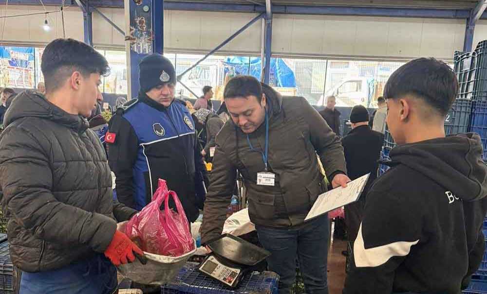Çorlu'da Pazar Yerlerinde Sıkı Denetim
